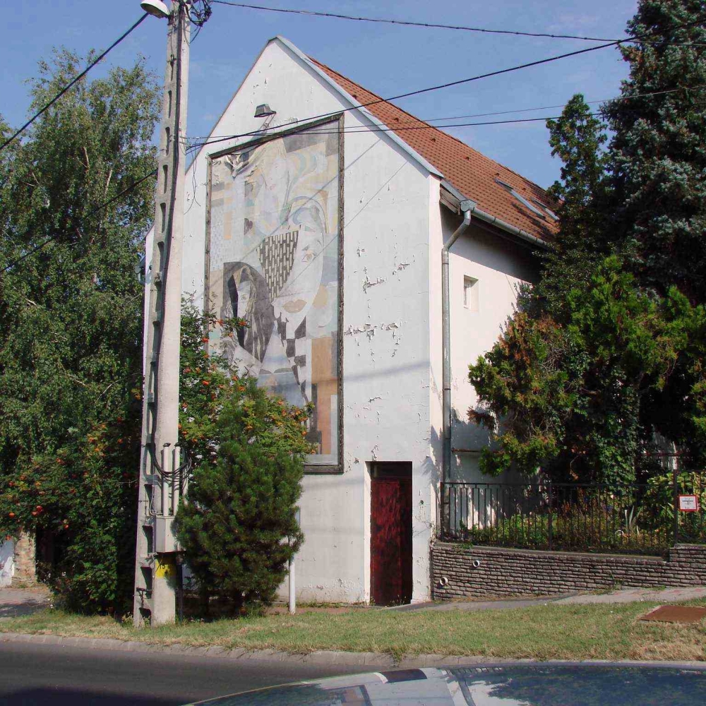 Eredeti homlokzat
